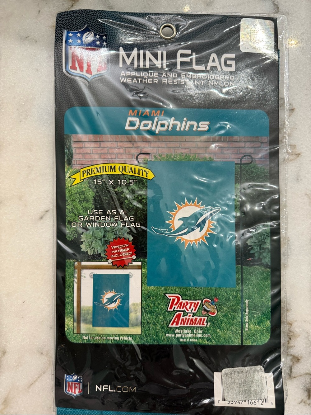 NWT NFL Miami Dolphins Mini Flag - Garden Flag/Window Flag